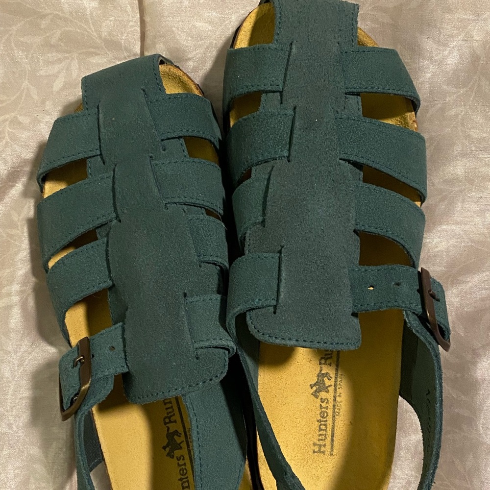 Hunter’s Run Hunter Green Sandals